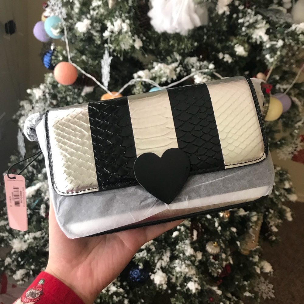 Victoria’s secret crossbody bag